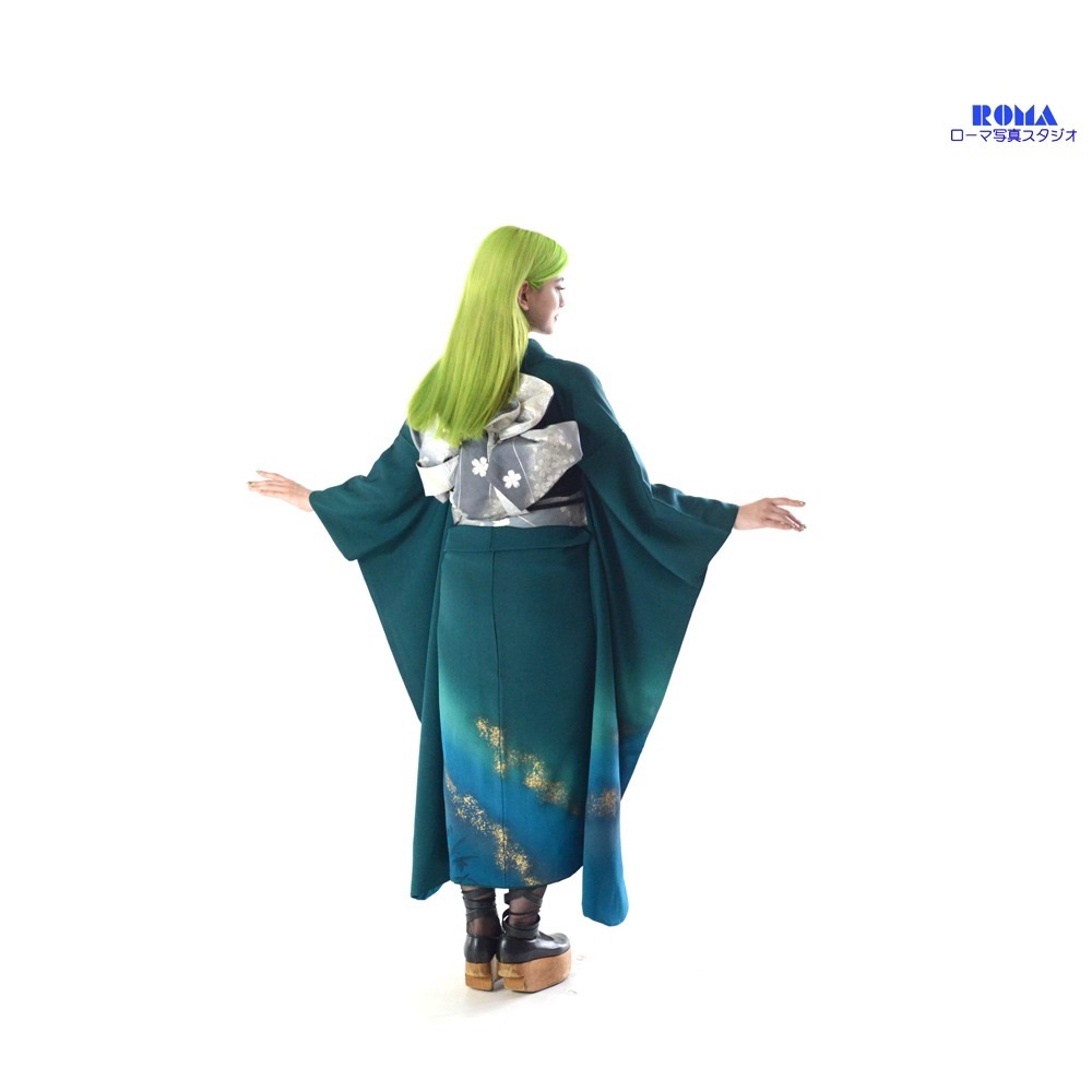 緑のママ振袖で後撮り