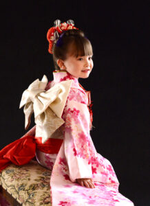 静岡市の写真館で七五三の着物レンタルで前撮り写真撮影した日本髪の女の子