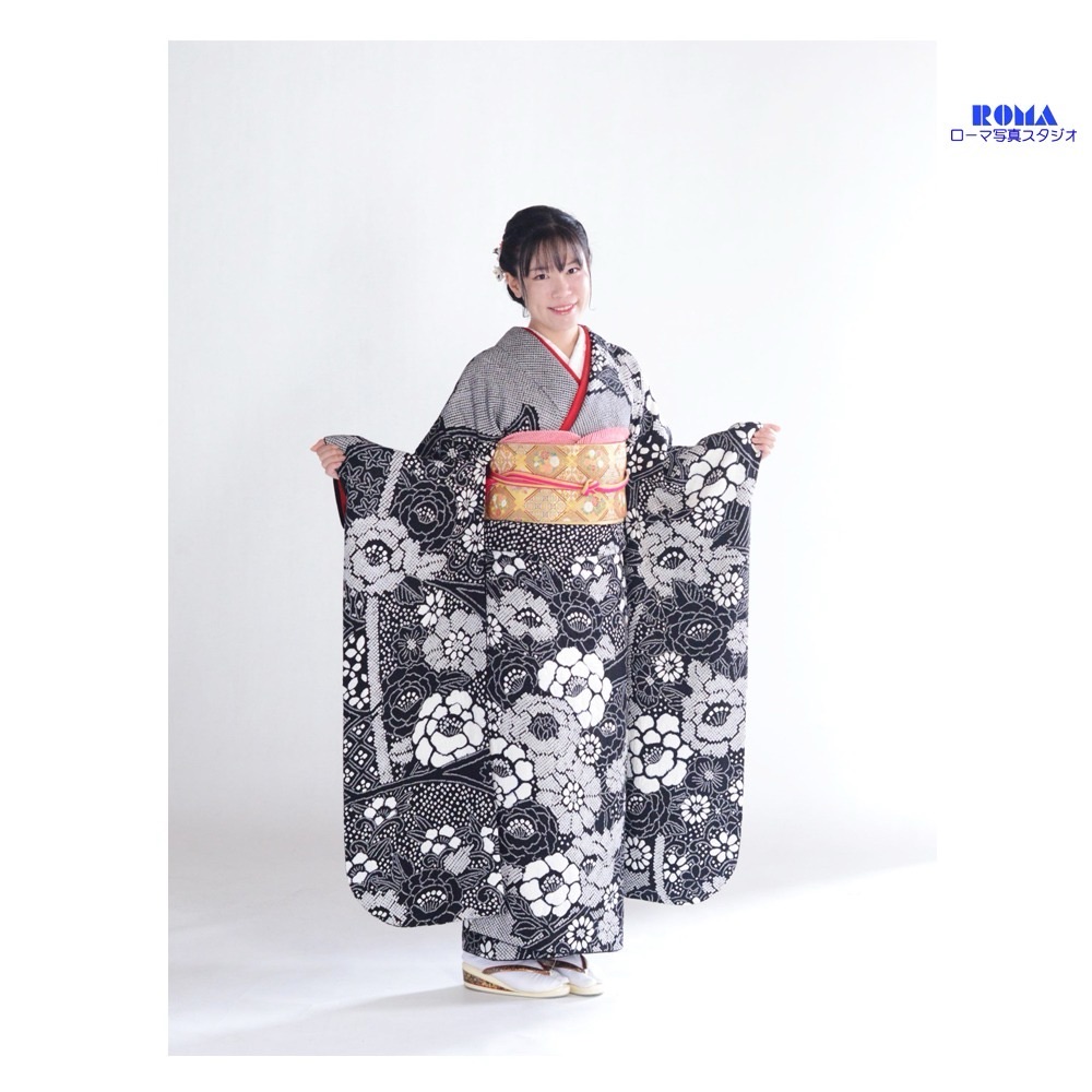 静岡市の写真館でママ振袖の前撮り写真